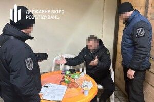 Чоловіки, які продавали автівки призначені для ЗСУ, постануть перед судом (Фото)