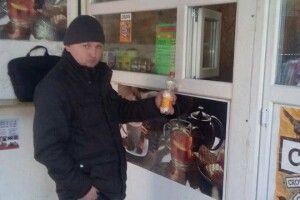 На «Варшавці» у павільйоні «Кава. Чай» «муніципалу» налили значно міцнішого