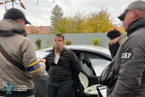 У Луцьку затримали ділків, які обіцяли виїзд до ЄС під дипломатичними номерами