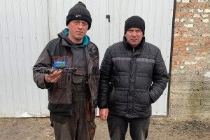 На Волині сім'я придбала для захисників дрон