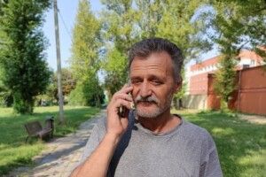 У Білорусі «орли Лукашенка» виламали двері квартири й затримали опозиційного журналіста