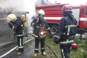 У Дубно рятувальники визволили з димової пастки 27 людей