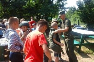 Нацгвардійці завітали у православний молодіжний табір