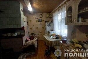 На Рівненщині чоловік через наживку для риболовлі порізав швагра