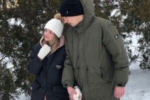 Пара з Харкова закувала себе в ланцюг, - щоб бути разом