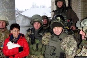 ««Галю, коли? Коли ми доїдемо?!»: професійна гонщиця та волонтер вивозила поранених із Дебальцівського котла