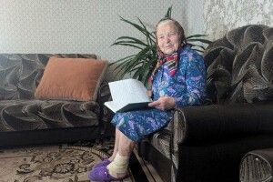 96-річна волинянка веде автобіографічний щоденник про життя та боротьбу (Відео)