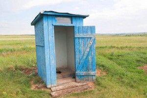 Луцьку міськраду просять під'єднати нужники жителів Вишкова та Кічкарівки до централізованої каналізації