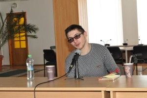 Хлопець із ДЦП розповів волинським студентам, як подолав 5000 кілометрів (Фото, відео)