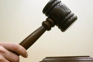 Суд зобов'язав передати тисячі пачок конфіскованих в рівнянина цигарок для ЗСУ