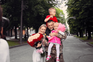 Тато повернувся з війни: військовий з Волині зробив сюрприз для родини (Відео) 