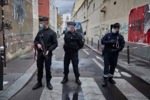 У Франції обезголовили шкільного вчителя, який показував дітям карикатури про Мухаммеда
