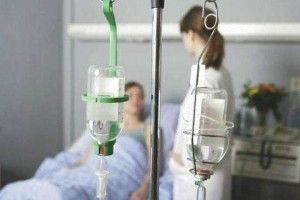 Оце так сусіди пообідали: 8 працівників одного підприємства з отруєнням потрапили до лікарні