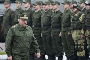 У Латвії попередили, що очікує Лукашенка у разі нападу Білорусі на Україну