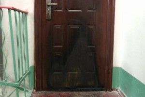 У Ковелі підприємцю підпалили вхідні двері квартири