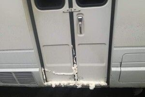 На Волині невідомі залили будівельною піною автобус ритуальних послуг (Фото)