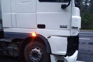 «Буде і мені нормально, і вам харашо»: як на Волині п’яний водій фури пропонував поліцейським хабаря 