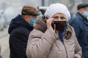 Чому хворіємо на COVID-19 повторно?