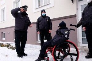 Поліцейські здійснили мрію 10-річного хлопчика, який помирає (Відео)