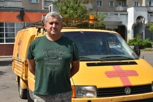 Переселенець, що живе на Волині, передасть авто для військових