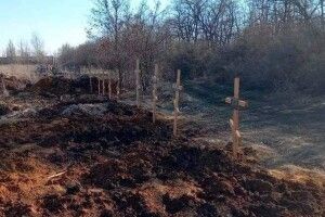 Тіла лежать просто на вулицях: на Луганщині неможливе поховання через окупантів
