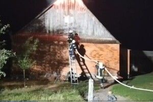 Вчора на Волині горіли дві будівлі (Фото, відео)