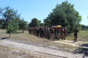 На Волині поховали загиблого на війні батька трьох синів (Фото) 