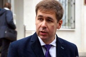Керівник слідчої групи ДБР родом з Волині заявив, що від нього «згори» вимагали незаконних дій у справах проти Порошенка (Відео)
