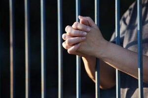 Колишню посадовицю Волинської ОДА засудили за хабар у 1 500 доларів