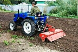 Як вибрати мінітрактор: на що звернути увагу перед покупкою?
