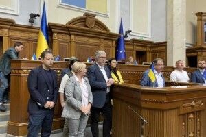 «Європейська Солідарність» вимагає негайно поставити в порядок денний закон про заборону московської церкви