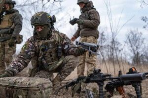 Допомогу на фронт від Нововолинської громади повіз її очільник