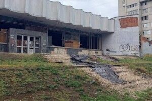 Пастка для підлітків: у Луцьку застерігають про небезпеку в занедбаній будівлі на Молоді