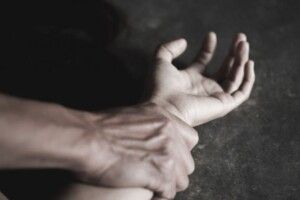 У Рівному на шкільному подвір'ї зґвалтували ученицю