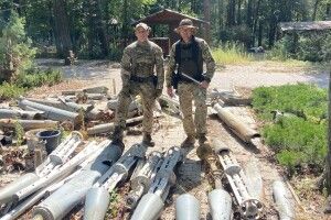 Небезпечно, але вкрай необхідно: волинські спецпризначенці долучились до розмінування територій (Відео)