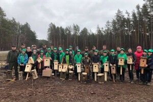 Як діти у Костянтинівці чекають шпаків