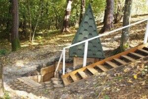Маневицькі лісівники відновили та впорядкували джерело «Біля дуба»
