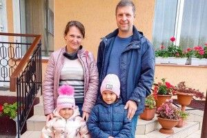 Сестрички-сироти з Ковеля знайшли нову родину