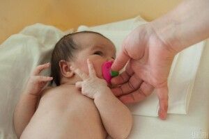 У Росії новонародженого хлопчика назвали Ковідом – на честь коронавірусу COVID-19