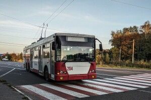Як у Провідну неділю курсуватиме транспорт у Луцьку