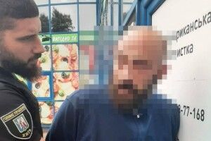 Приходив зі зброєю та кинув димову шашку в салон краси: чоловік погрожував вбивством колишній коханій