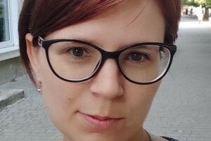 У Каховці під час мирного мітингу окупанти викрали місцеву жительку