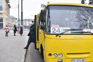 У Луцьку в громадському транспорті служба контролю перевірятиме оплату проїзду
