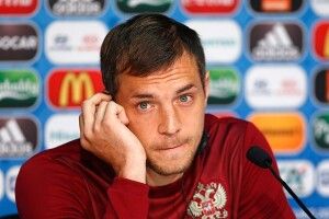 Російського футболіста, який потрапив у скандал через інтимне відео, підтримали знаменитості