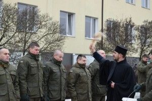 Луцьких нацгвардійців благословили на добру службу