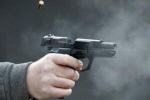 На Київщині сталася стрілянина: травмовано юнака