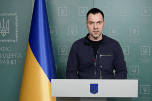 Арестович вважає, що протягом 2-3 тижнів буде ще одна спроба наступу армії РФ