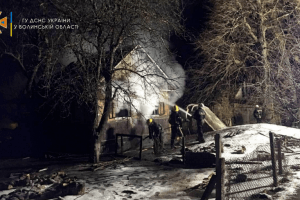 Вночі на Волині горіла хата