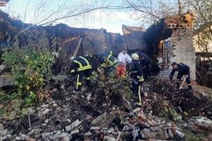 Трагедія на Волині: під завалами закинутої будівлі знайшли тіло дитини