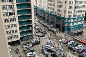 Уламки російської ракети влучили у будинок, де живе дипломат з Рівненщини